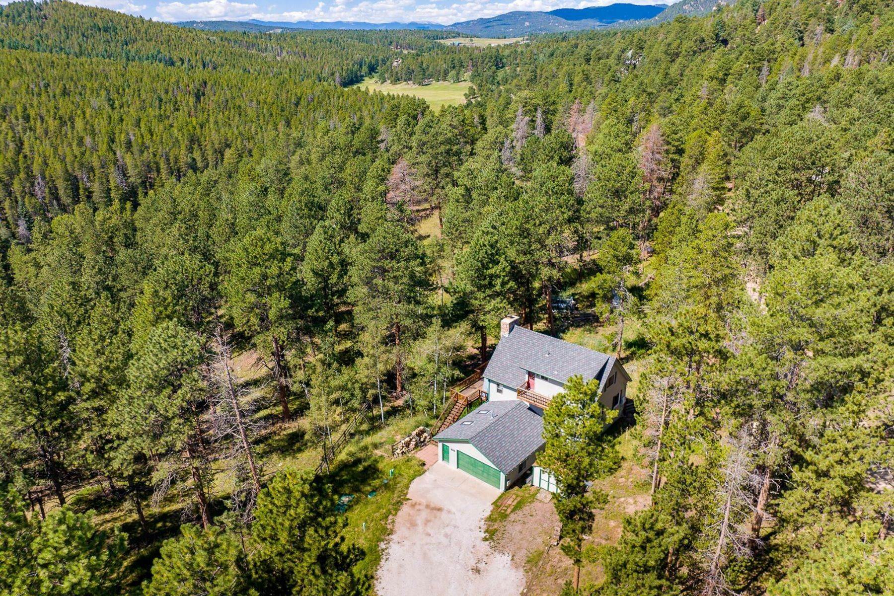 4. Single Family Homes for Active at Beautiful Conifer Mountain Home 11155 Kennedy Ave Conifer, Colorado 80433 United States